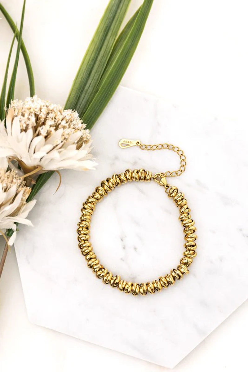 Elegant 18K Gold Plated Stainless Steel Twisted Bead Bracelet for Everyday Wear