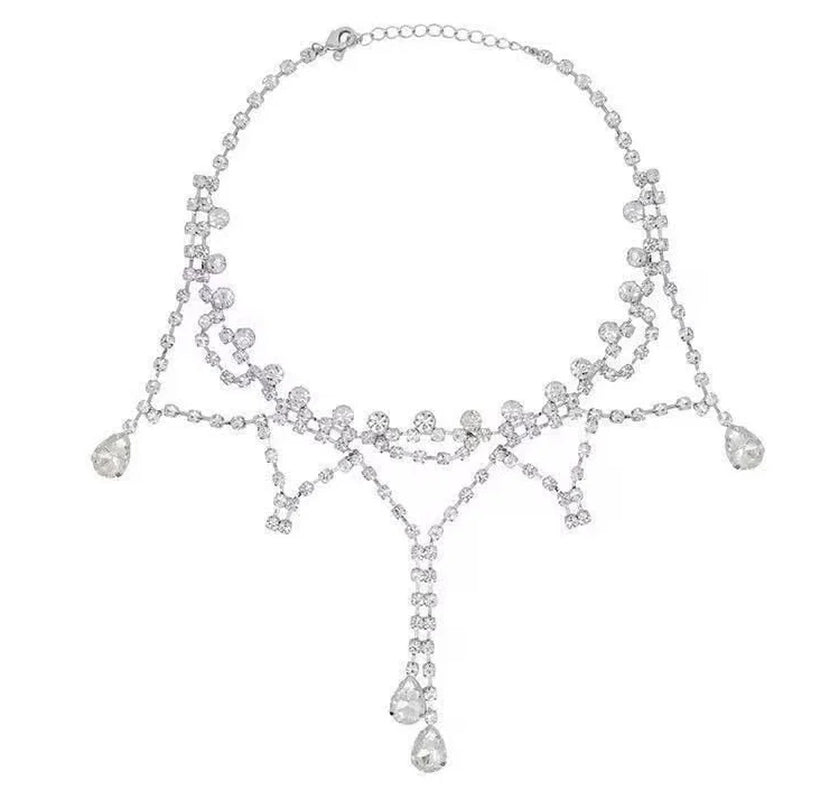 Elevate Your Elegance with the Stunning Full Diamond Rhinestone Necklace