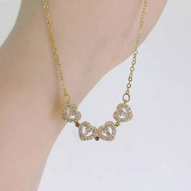Chic Two-Way Wear Heart-Shaped Four-Leaf Clover Pendant Necklace - A Unique Jewelry Gift for Every Occasion