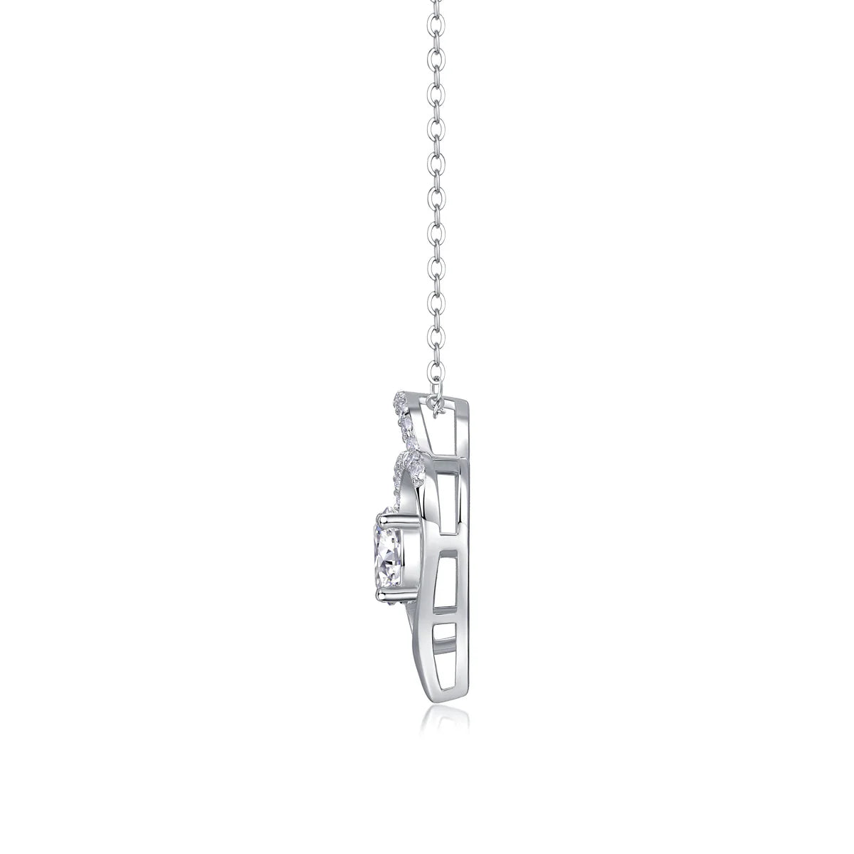 Elegant Heart-Shaped Necklace for a Touch of Luxury