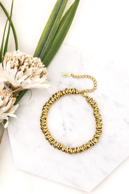 Elegant 18K Gold Plated Stainless Steel Twisted Bead Bracelet for Everyday Wear