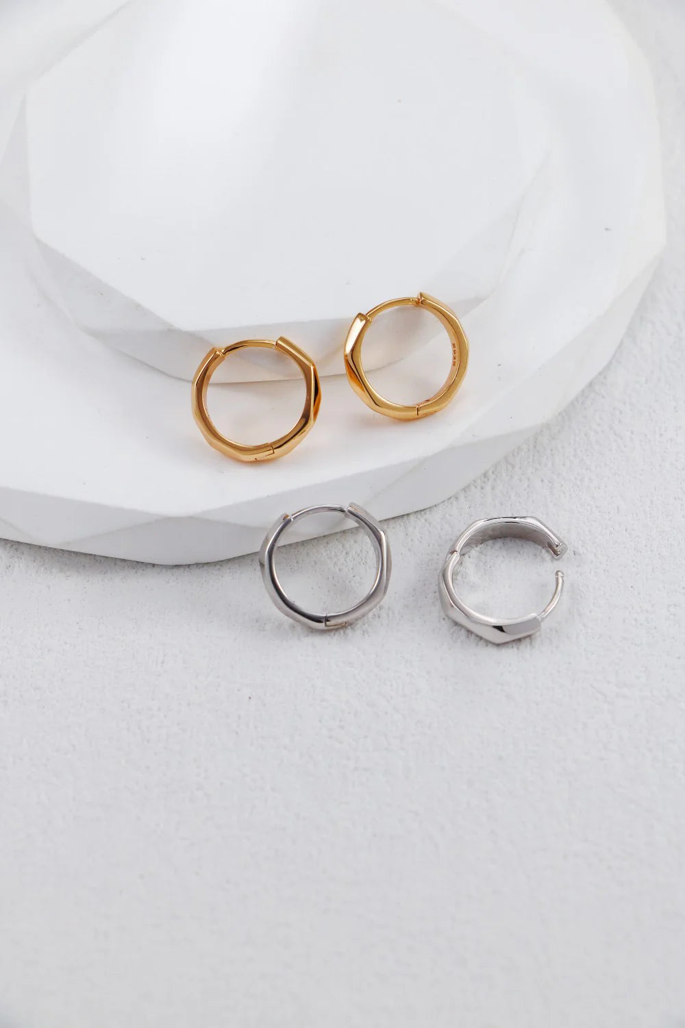 Minimalist Style Circle Earrings