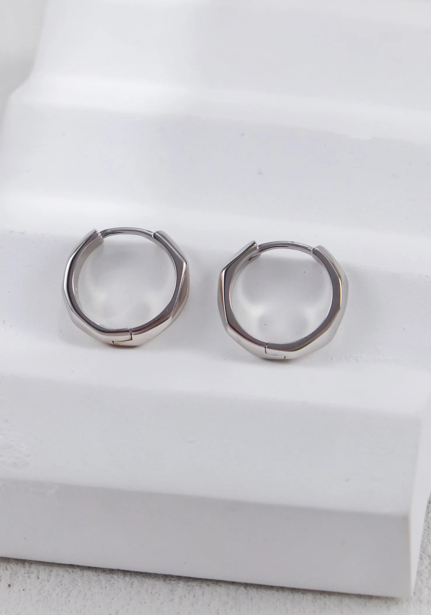 Minimalist Style Circle Earrings
