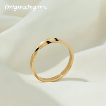 Elegant 14K Gold Filled Mobius Ring - Handmade Infinity Band for Timeless Minimalism