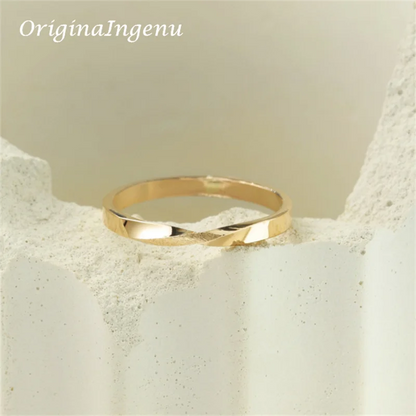 Elegant 14K Gold Filled Mobius Ring - Handmade Infinity Band for Timeless Minimalism